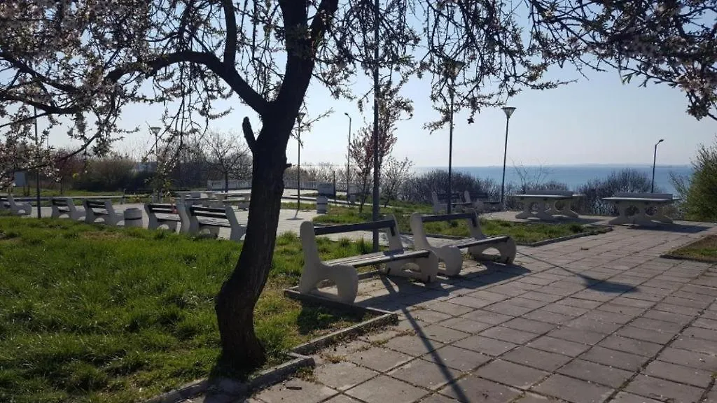 Lägenhet Апартамент Емона Burgas